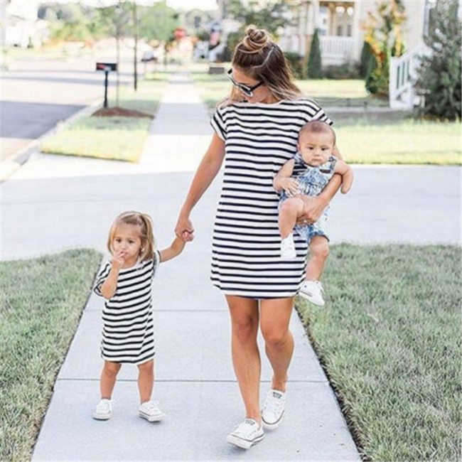 Summer New Family Clothing Matching Mother And Daughter Clothes Striped Dresses Short Sleeve Outfits Casual Dress new