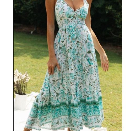V-neck Bohemian Positioning Flower Dress with Backless Lace-up Dress