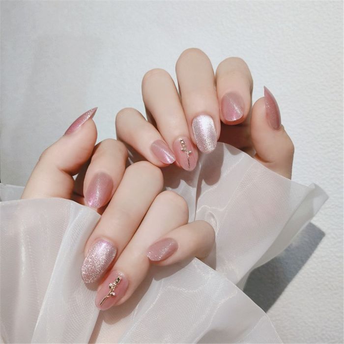24Pcs/Set Cat Eye Phototherapy Nail Patch Wearable Fake Nail Short False Nail Wedding For Winter Autumn Wearable Full Cover