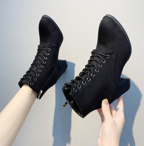 Pointed Lace Up Middle Chunky Heels Short Boots