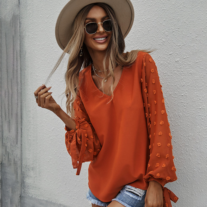 2022 Spring New Top Women Casual Solid Holiday Style Pullover Top Women's Blouses Lantern Sleeve V-Neck Temperament Shirt