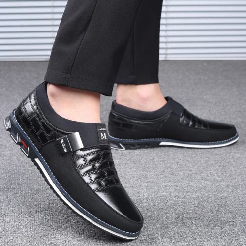 Men Artificial Leather Splicing Non Slip Metal Soft Sole Casual Shoes