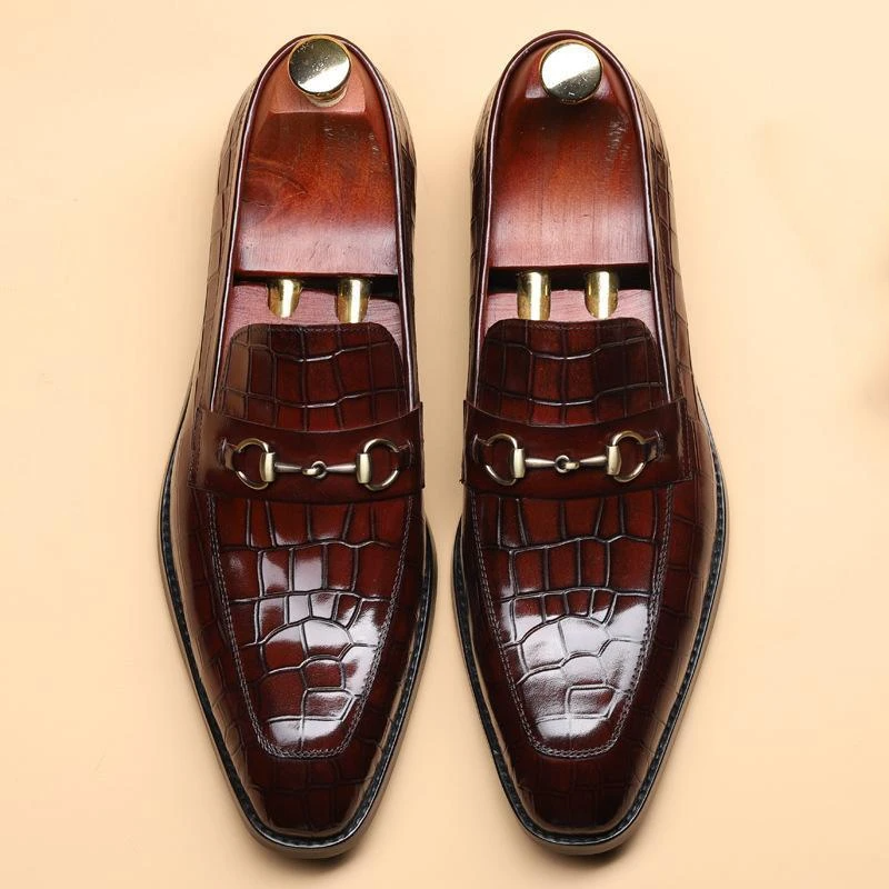 pointed leather flat shoes