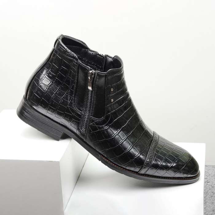 Men Handmade Leather Bordered Boots