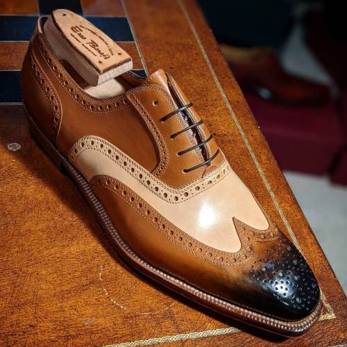 Men's Oxford Limited Edition