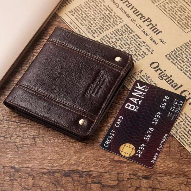 Thin leather men's short wallet