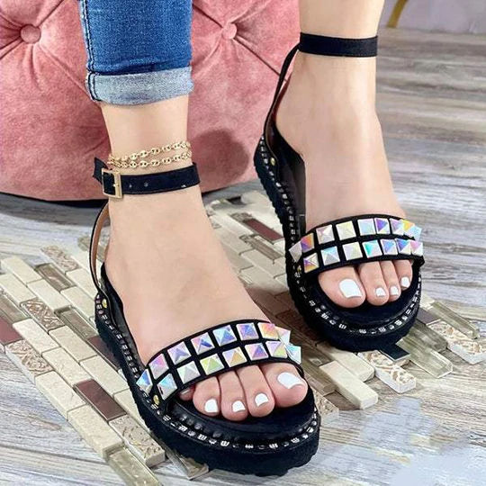 Fashion Studs Flat Sandals