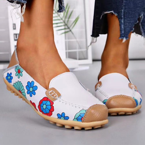 Owlkay Soft Surface Comfortable Casual Flat Shoes