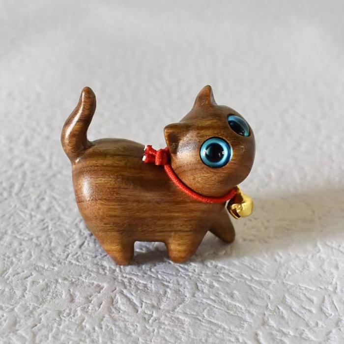 (Hot Sale -48% OFF)Sandalwood hand-carved wood cat