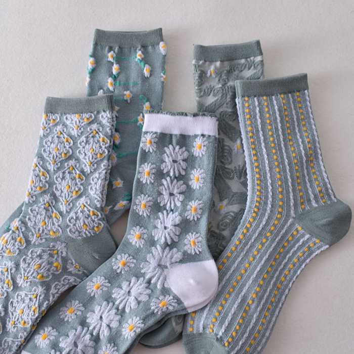 🎁New Year Sale-5 Pairs Women's Blue Elegant Embossed Floral Cotton Socks