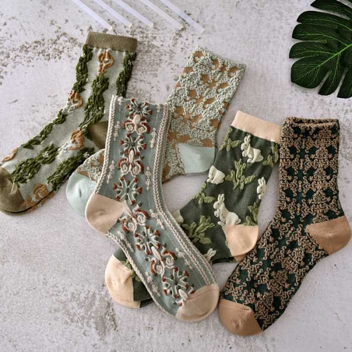 🎁New Year Sale-5 Pairs Womens Floral Cotton Socks