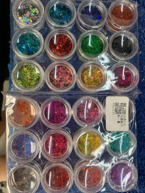 24 Colors Holographic Chunky Glitter 24 Colors Total 120 g Laser Nail Glitter Flakes Chunky Holographic Laser Nail Glitter