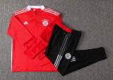 Mens  Bayern	Training suit   21/22