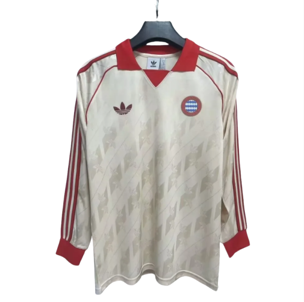 Retro  Mens Bayern Munich  Commemorative Edition Long Sleeve Jersey