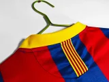 2010-11 Mens Barcelona home Long Sleeve Retro Soccer Jersey