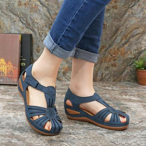 Women's wedges with floral stitching for casual comfort and adjustable sandals