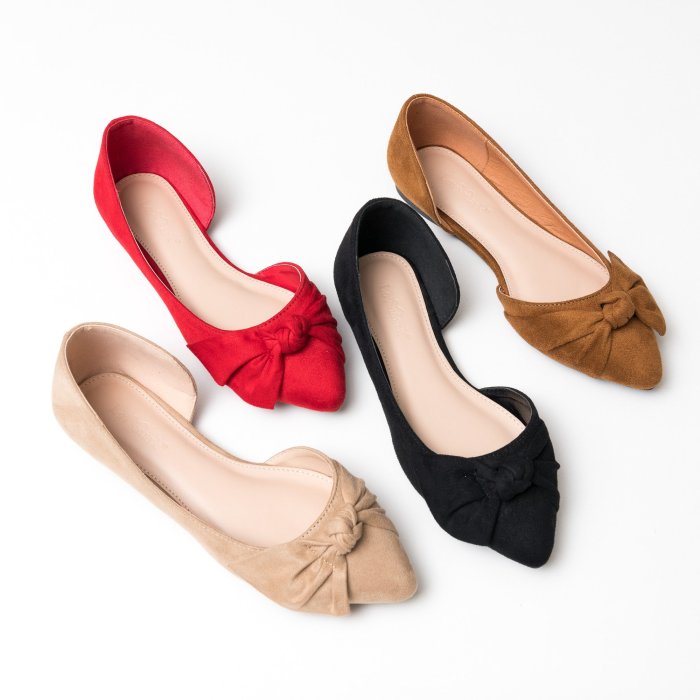 Knotted Pointy Toe Ballet Flats - Tan