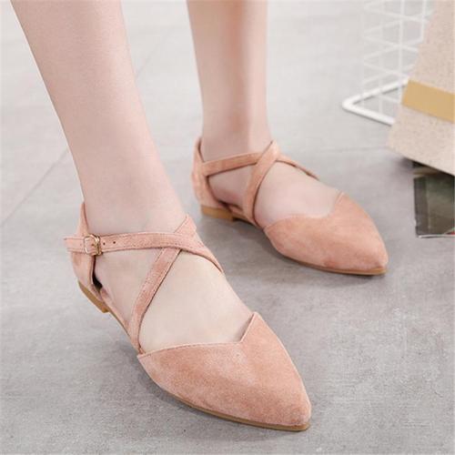 Pointed shallow mouth buckle flat shoes