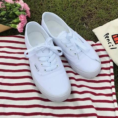 Women Canvas Sneakers Casual Comfort Large Size Shoes