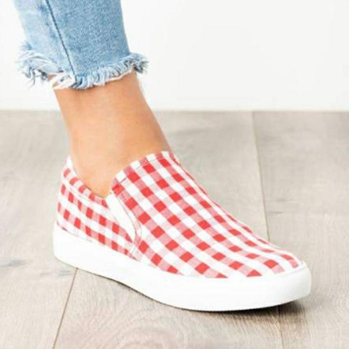 Classic Checkered Print Slip-on Loafers
