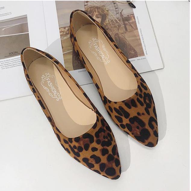 Artificial Suede Round Toe Slip on Leopard Flat Loafers Low Heel Simple Pure Color