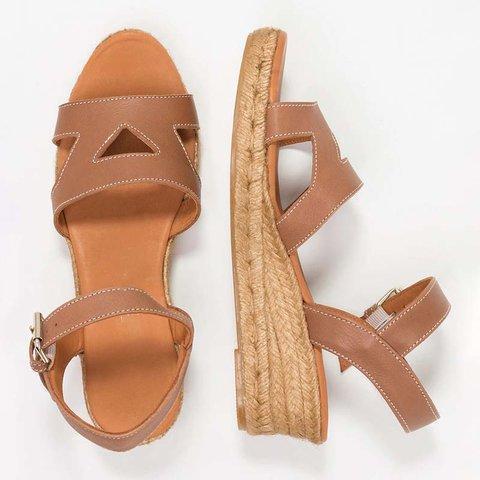 Hollow Straw-Weaved Wedges Platform Sandals