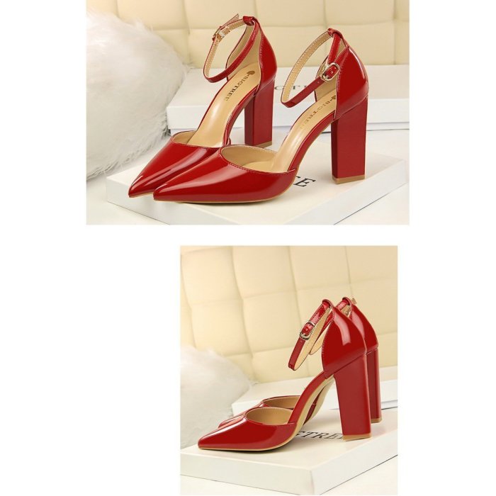 Patent Leather Hollow Pointed Sandal
