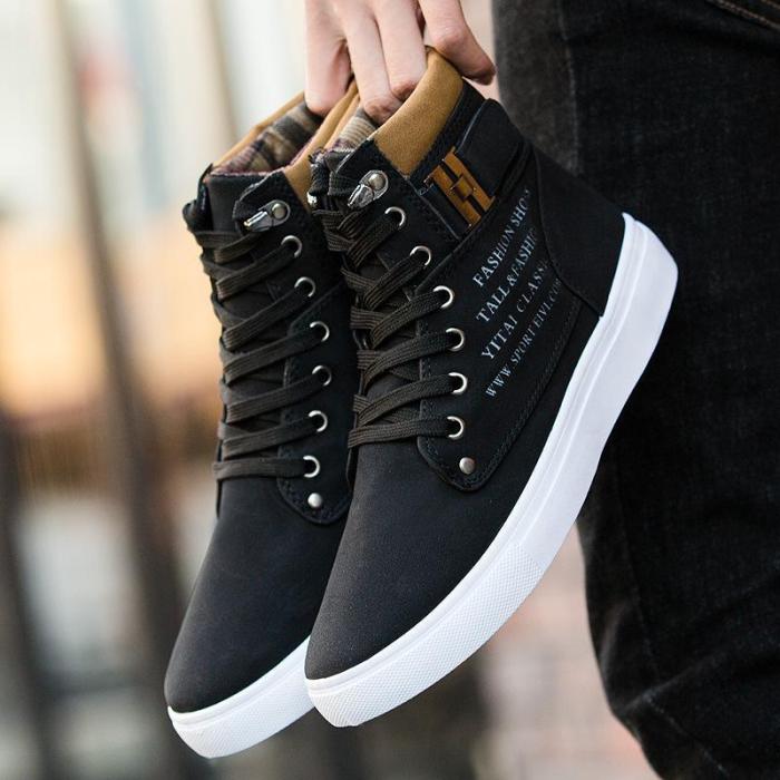 Casual Breathable comfortable   sport boots