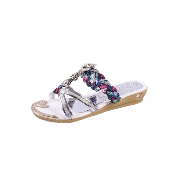 Summer New Cool Slippers Outside Wearing Comfortable Beach Women's Sandals