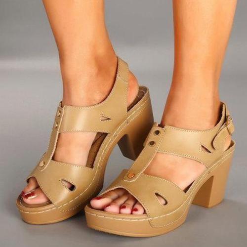 Women Casual Chunky Heel Buckled Sandals
