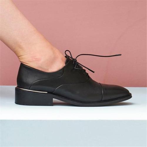 Spring comfortable low-heeled casual shoes