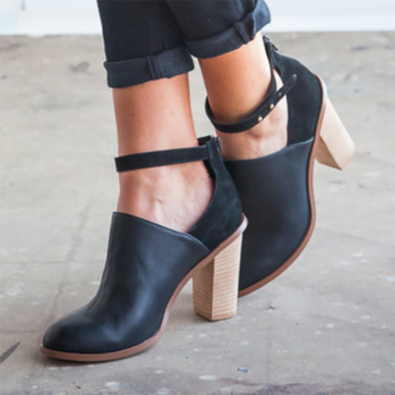womens black heeled booties