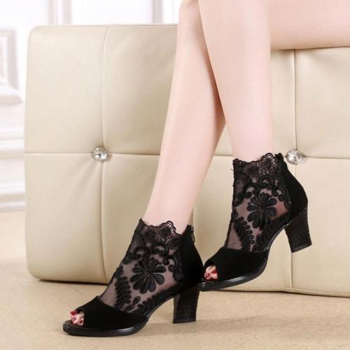 Women Lace Peep Toe Chunky Heel Shoes