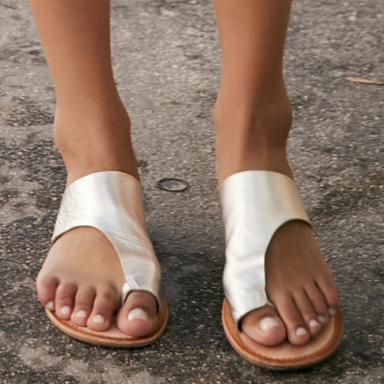 Women's Cloth Low Wedge Heel Flip-flops