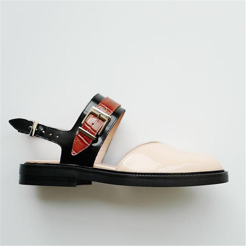 patchwork buckle flat sandal