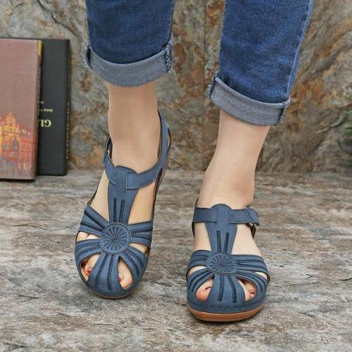 Women's wedges with floral stitching for casual comfort and adjustable sandals