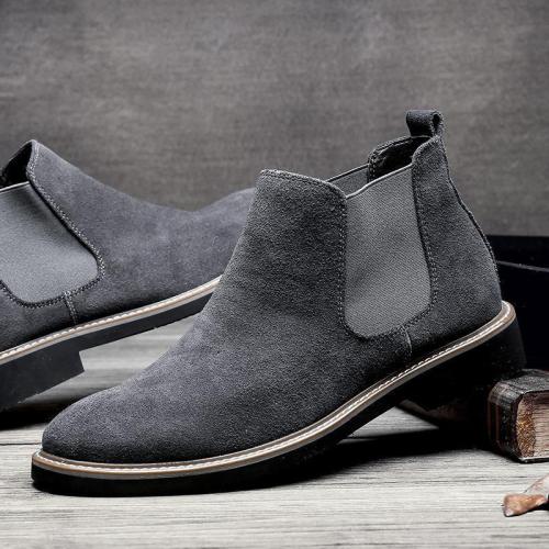 Casual Men's  Squadron Helps Martin's Boots Polish Chelsea's Boots