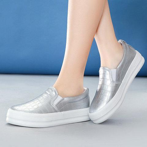 Women's Slip-On Round Toe Fashion PU Loafers