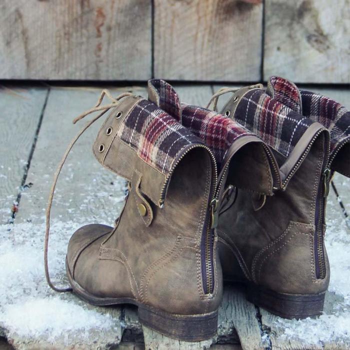 Women Rugged Plaid Darling Cozy Boot Shoes