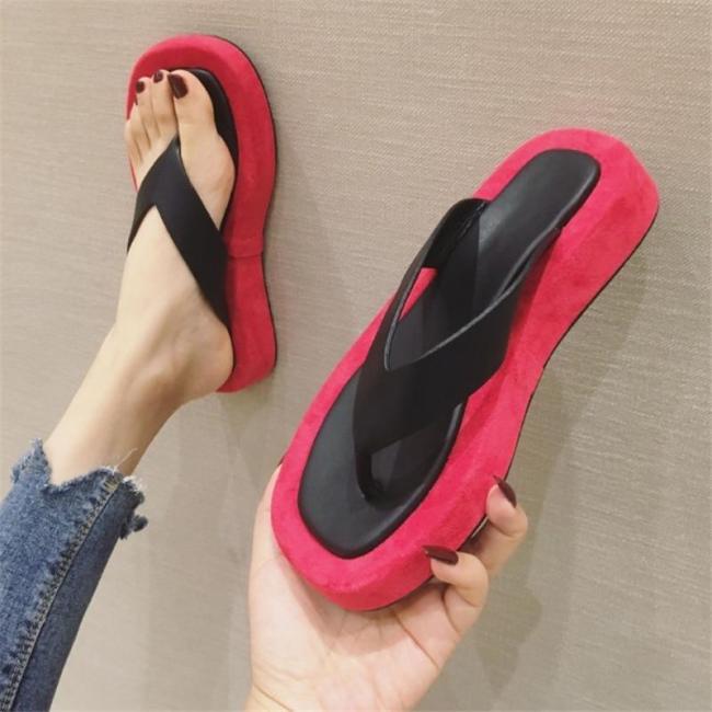 Women's Flat Slippers Fashion Beach Shoes Comfortable Slides Female