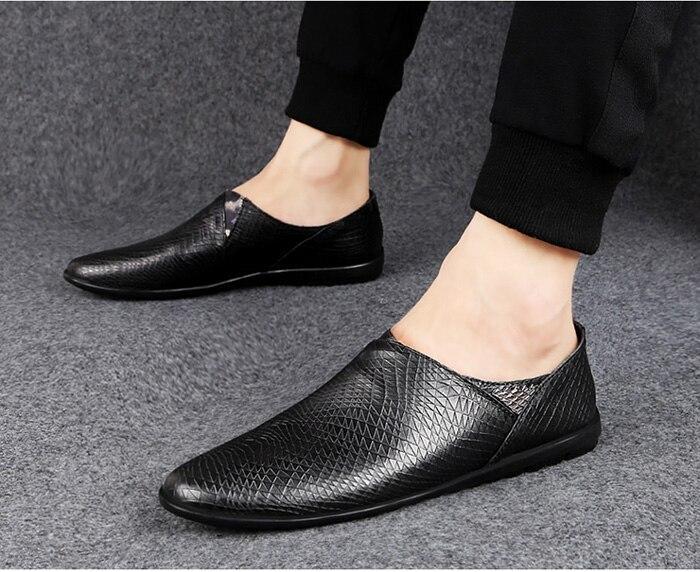 Man Loafers Breathable Men's Leather Shoes Slip-on Summer Male Moccasins Design Casual Footwear Black Brown New