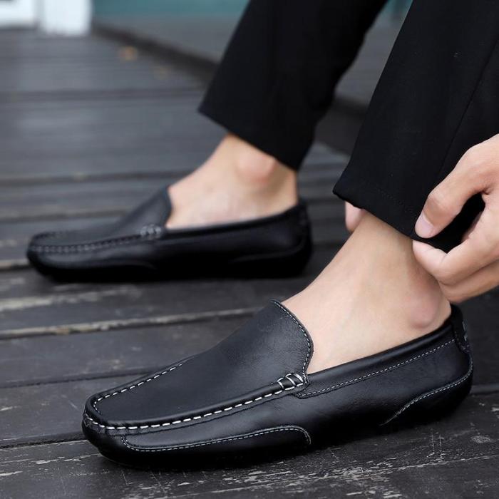 Genuine Leather Men Casual Shoes Men Loafers Breathable Slip on Black Driving Shoes
