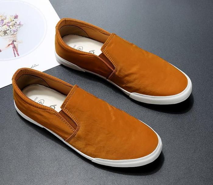 2020 Spring Colourful Cloth Vulcanize Shoes Men Breathable Canvas Sneakers Men's Loafers Lazy Comfortable Shoes