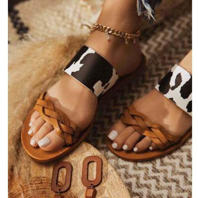 Summer New Women's Shoes Outdoor Beach Slippers Fashion Open Toe Flat Sandals
