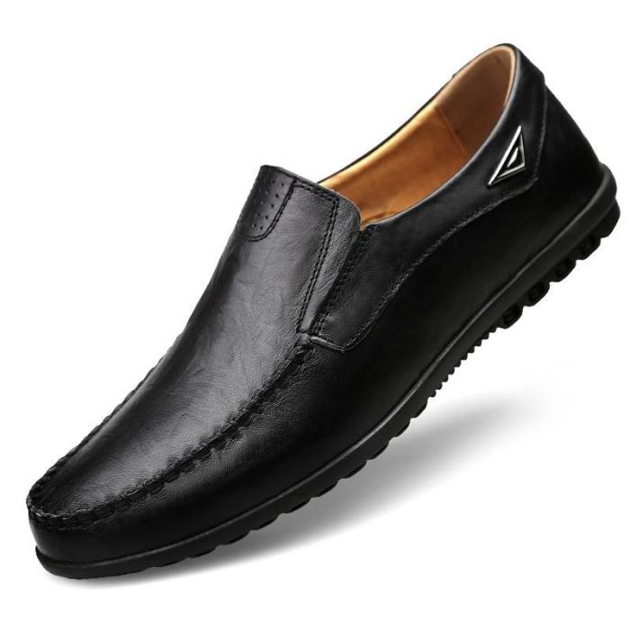 Genuine Leather Men Casual Shoes Italian Men Loafers Breathable Slip on Black Driving Shoes Plus Size