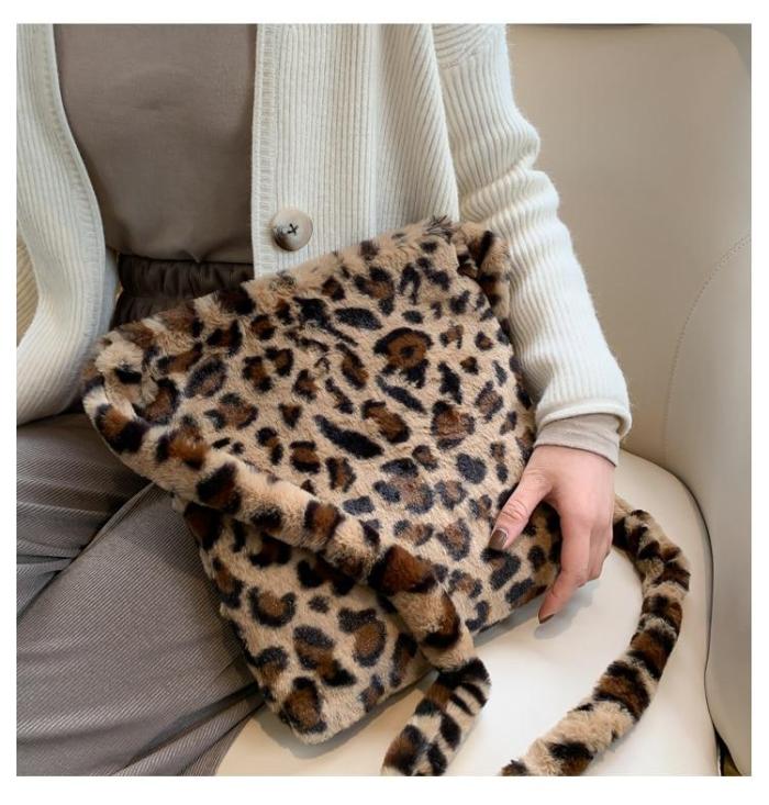 Fashion Leopard Print Crossbody Bag Women Plush Soft Casual Shoulder Messenger Bag Fluffy Female Handbag