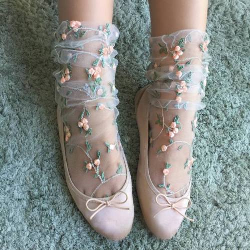 Women's Candy Colors Embroidery Flowers Socks Lolita Ladies Girl's Transparent Lace Mesh Floral Socks