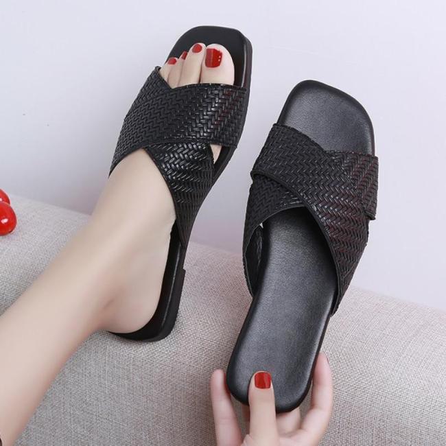 Women Slippers Female Slides Sandals Flat Leather Shoes Solid