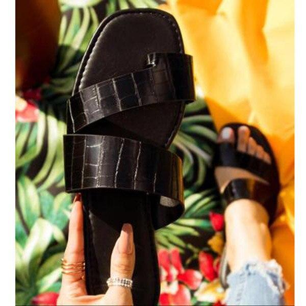 Summer 2020 New Woman's Flat Slippers Outdoor Beach Sandals Fashion Open Toe Shoes Casual Comfortable Plus Size 41