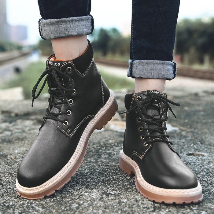 Men Leather Boots Fashion Motorcycle  Boots Retro Black Boot Shoes